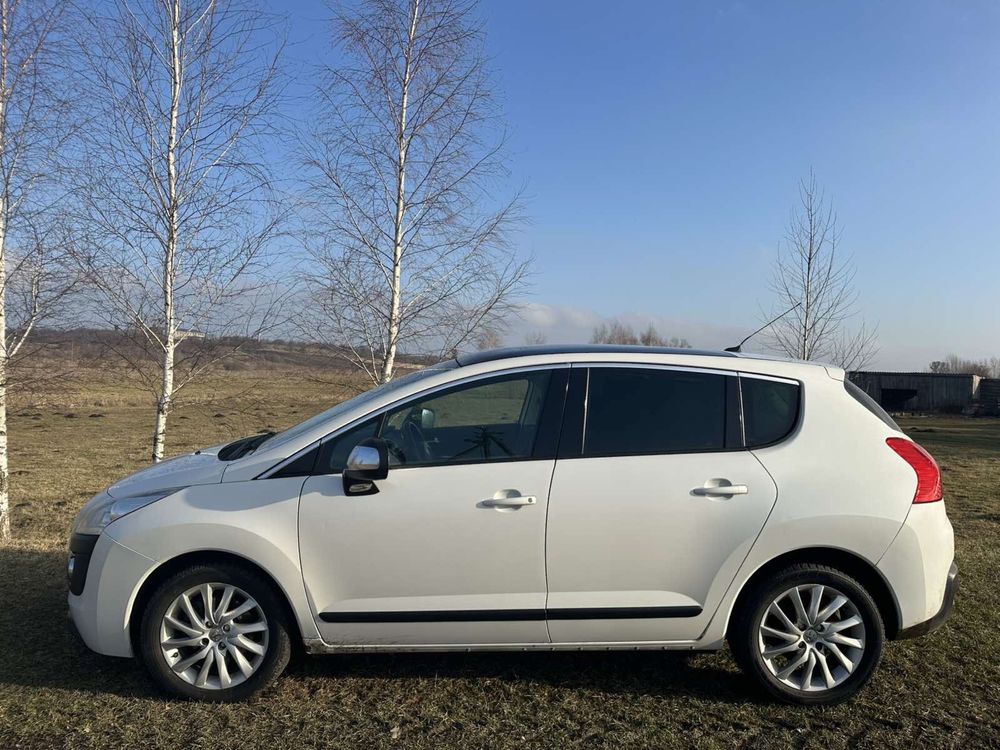 Розборка Пежо 3008, 5008 Peugeot запчастини бампер капот крило бампер
