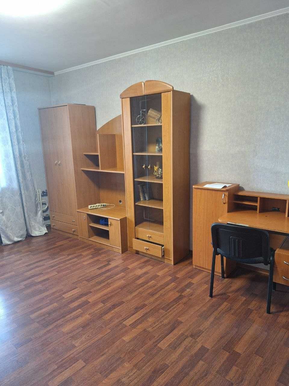 Продаж 1-кімнатної квартири 40 кв.м. біля метро Перемога, Олексіївка