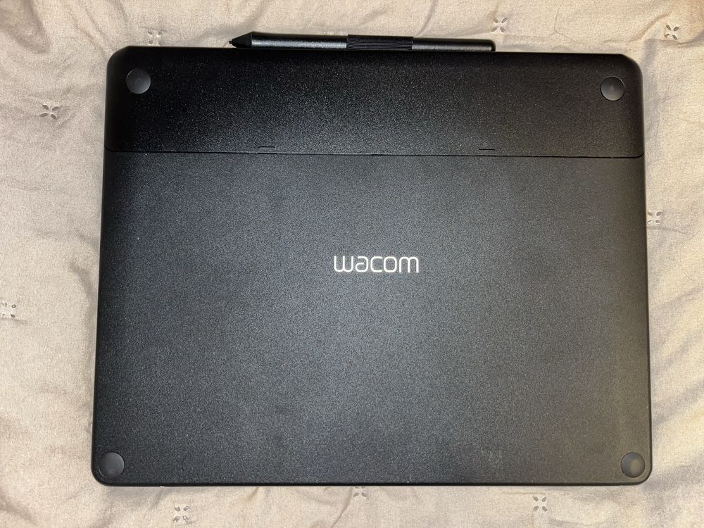 Tablet graficzny WACOM Intuos ART rysik etui