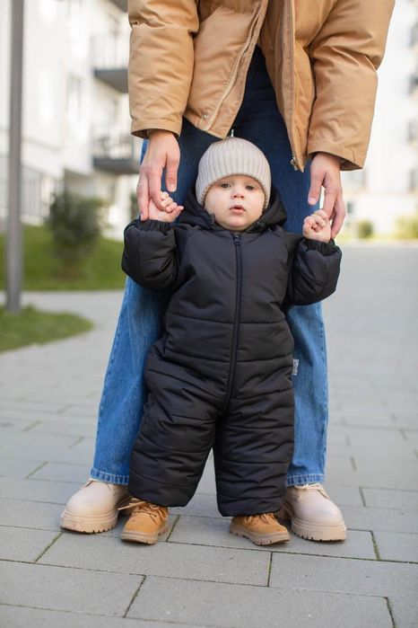 Дитячий зимній комбінезон