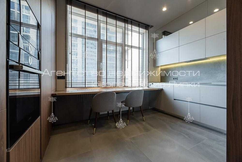 Оренда розкішної 4-к кв. 130м2 - А. Верхогляда (Драгомирова), 15Б