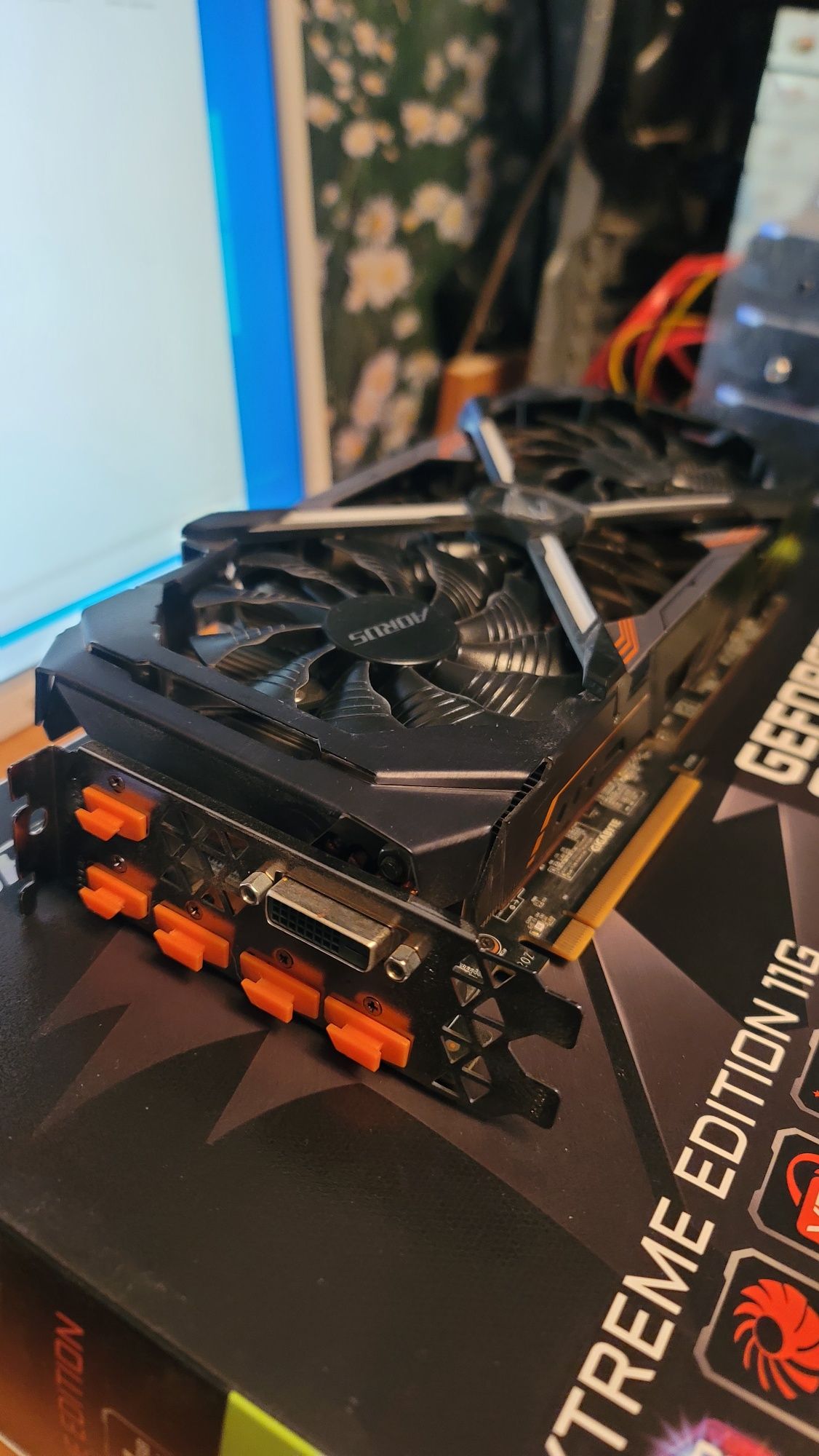 Видеокарта Gigabyte Aurus 1080Ti 11G