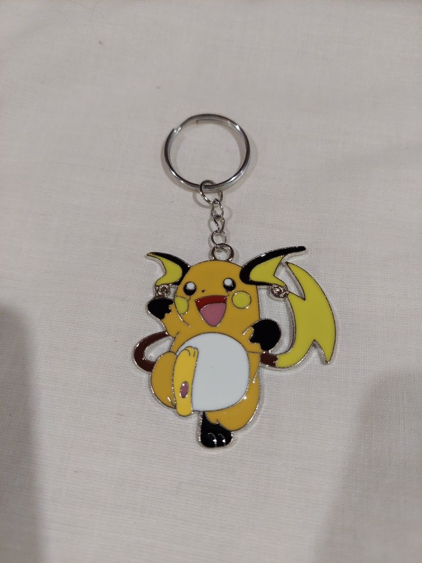 Porta-chaves Pikachu