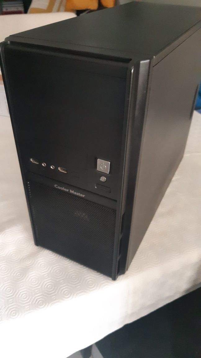 PC Desktop - I7 / 8 Gb RAM / SSD+HDD / EN9500GT