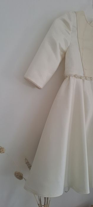Vestido Batizado 2/3 Anos em cetim com encaixe de renda  cor Pérola