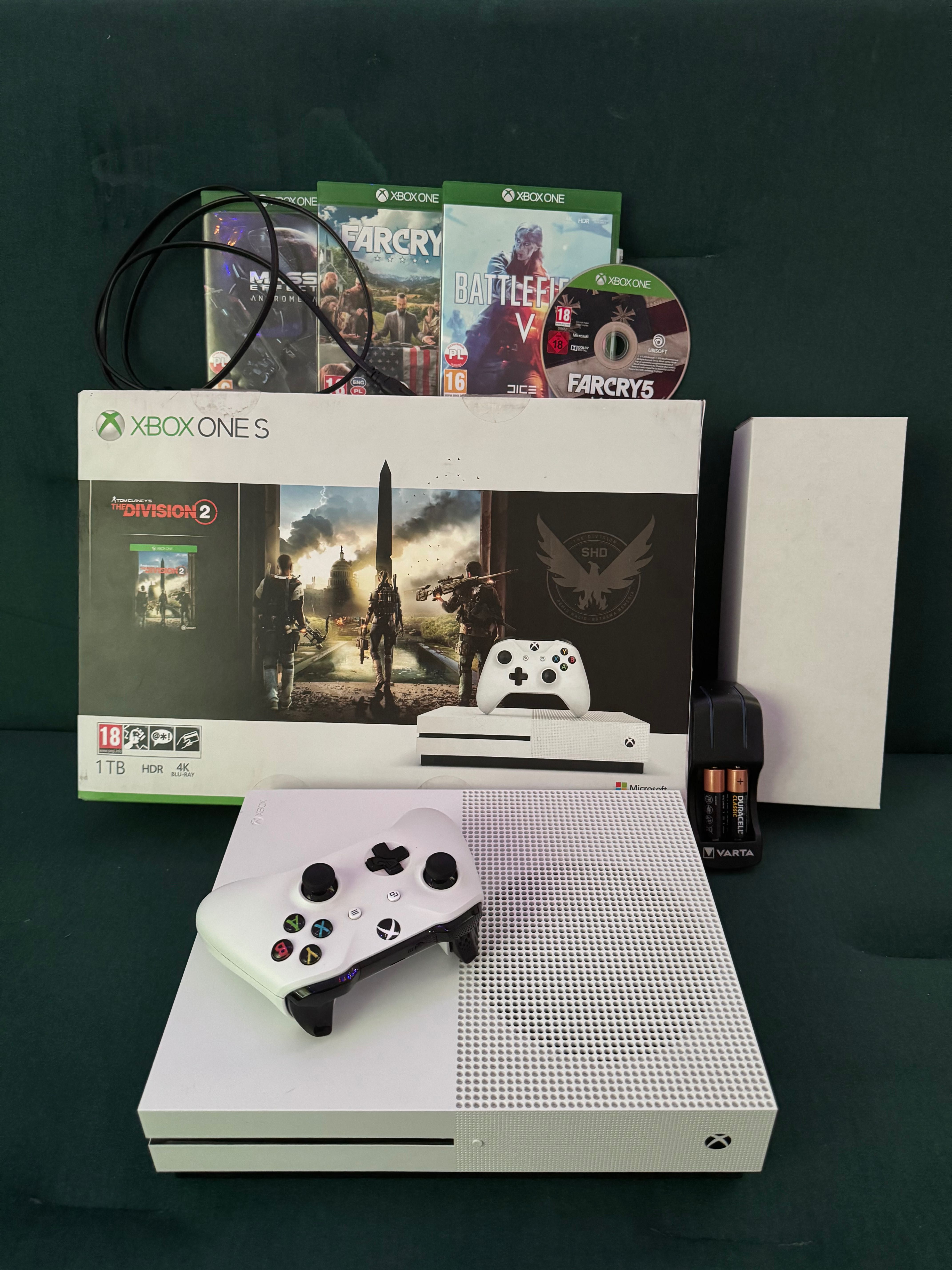 Xbox one s 1 TB HDR 4K