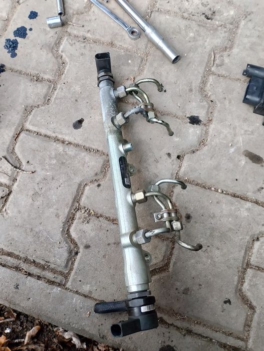 Listwa wtryskowa paliwowa BMW E46 2.0d 150