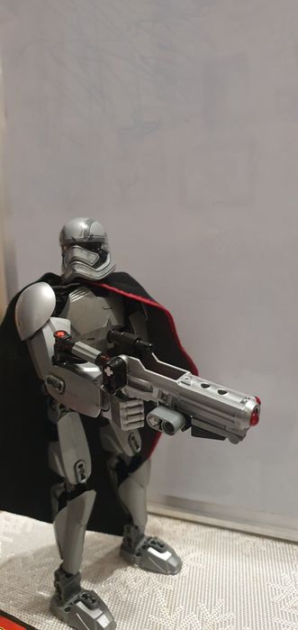 Bionicle  kapitan Phasma Star Wars