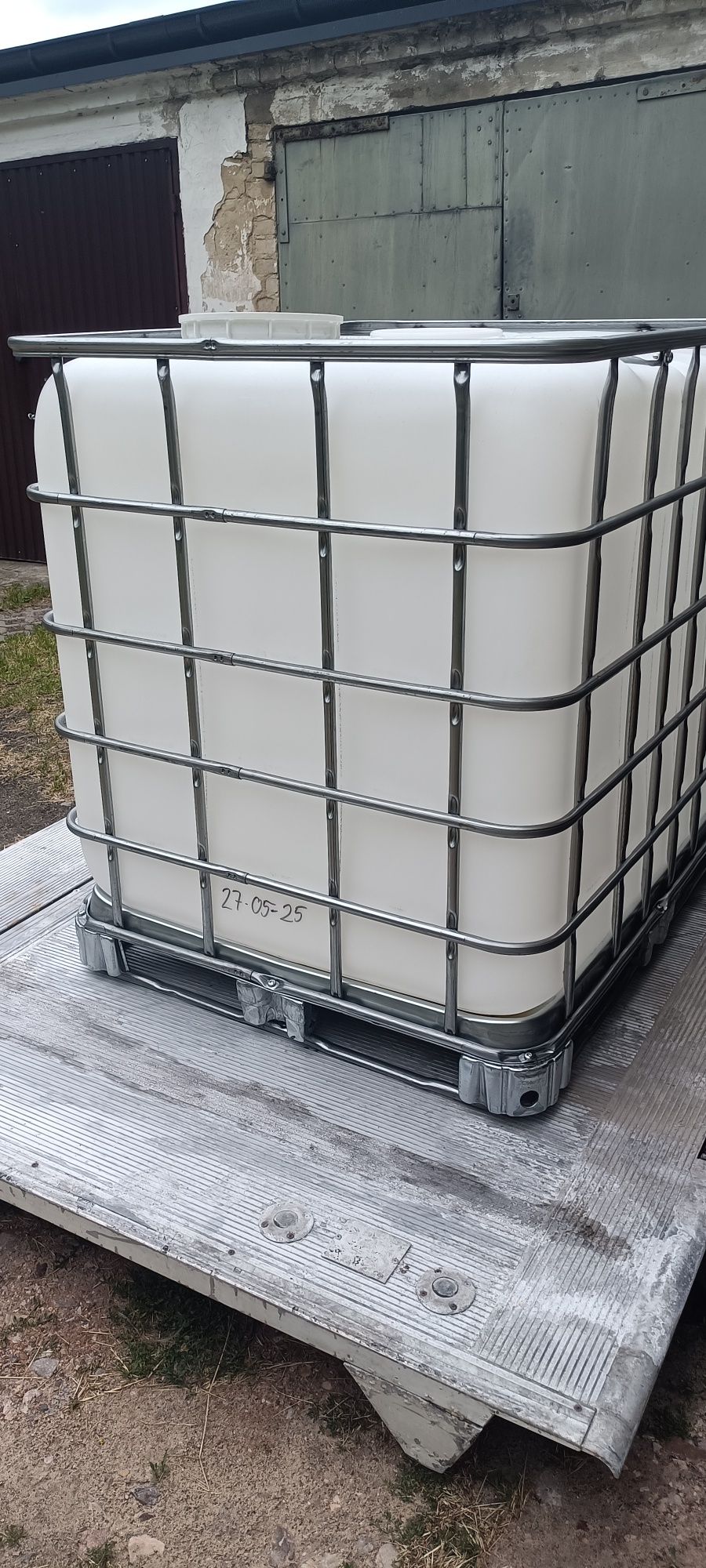Mauzer 1000 litrow