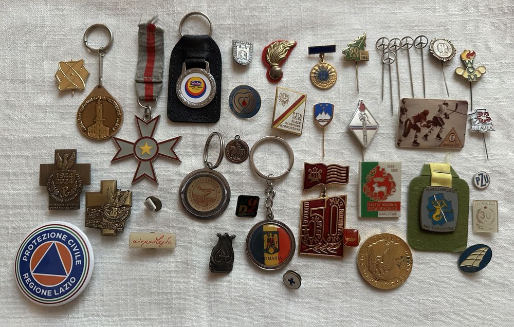 Różności ZSRR, PRL, wojsko, piny, odznaki