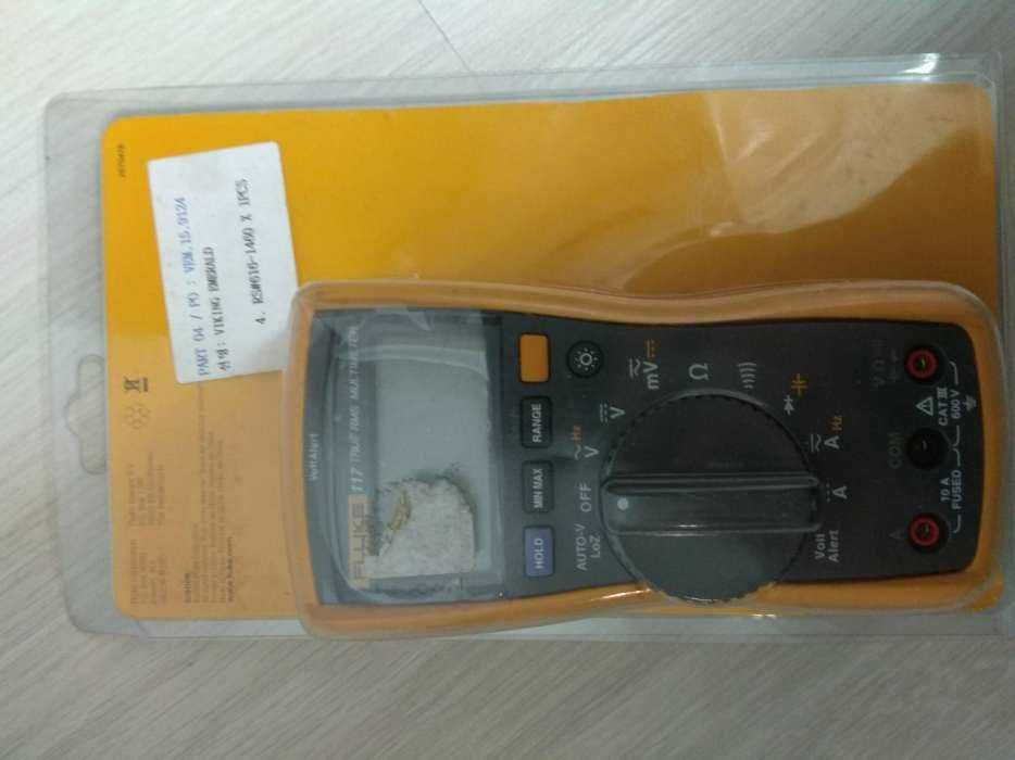 Fluke 117 –  універсальний компактний цифровий мультиметр