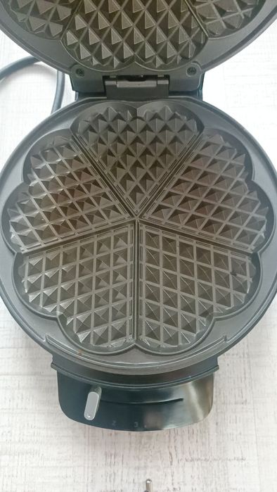 Gofrownica silvercrest, serduszka, 1200w