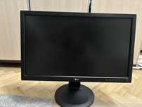 Monitor LG używany w zestawie z kablami