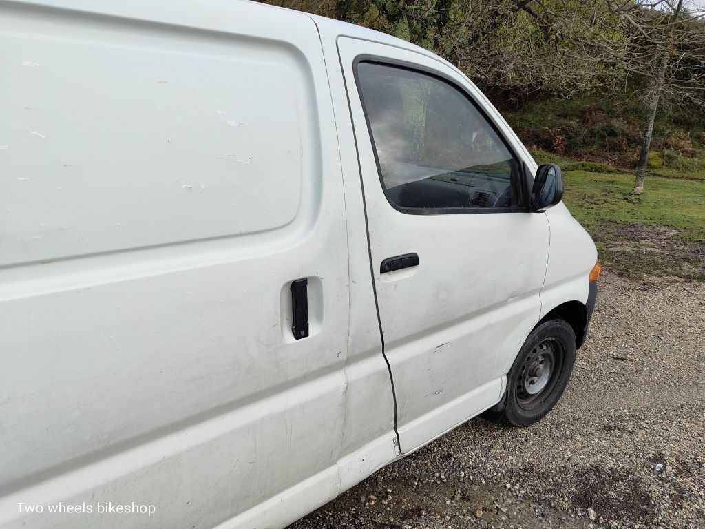 Toyota Hiace - 2001