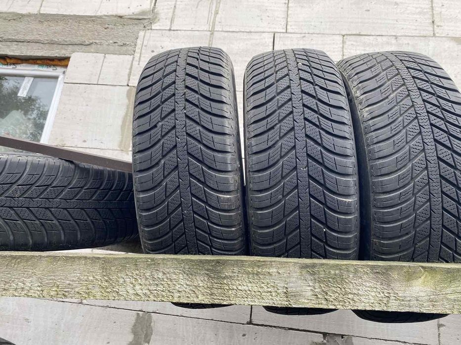Шини 195/65/15 Kangoo,  ET44 6J*15.
При