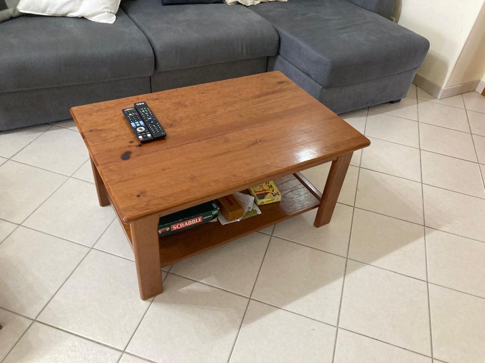 Vendo Conjunto de sala em Madeira