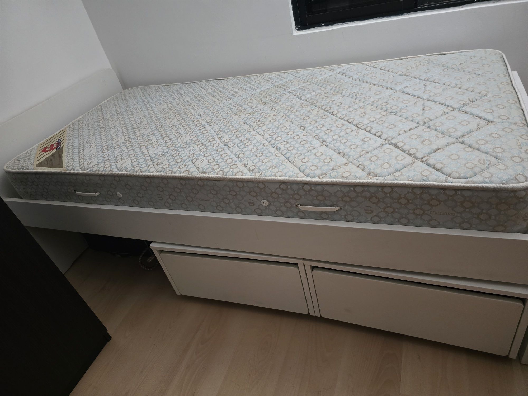 Ikea cama slãkt de solteiro