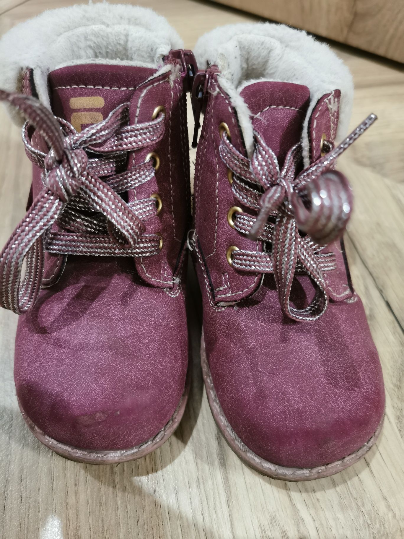 Zimowe buty dziewczęce fila 22