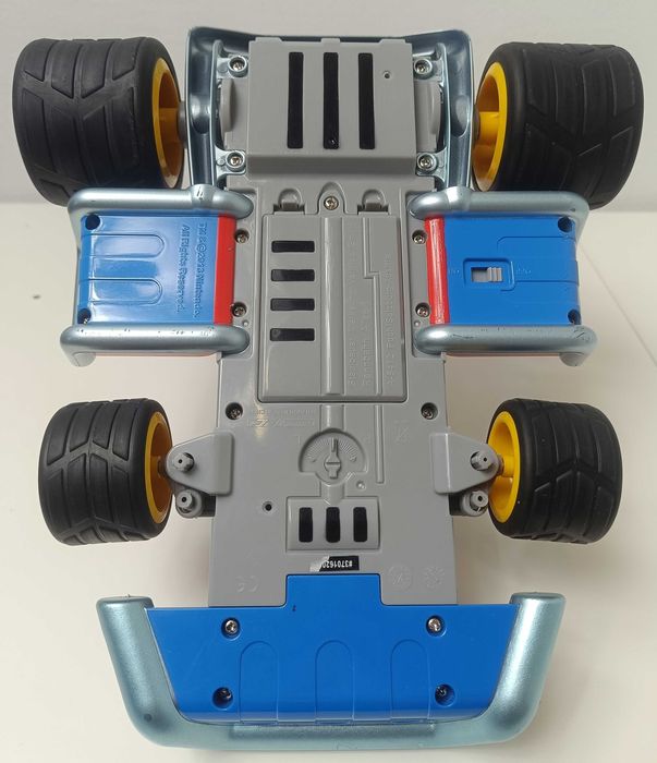 Mario Kart 7 Carrera RC 1/16 samochód na sterowanie Mario