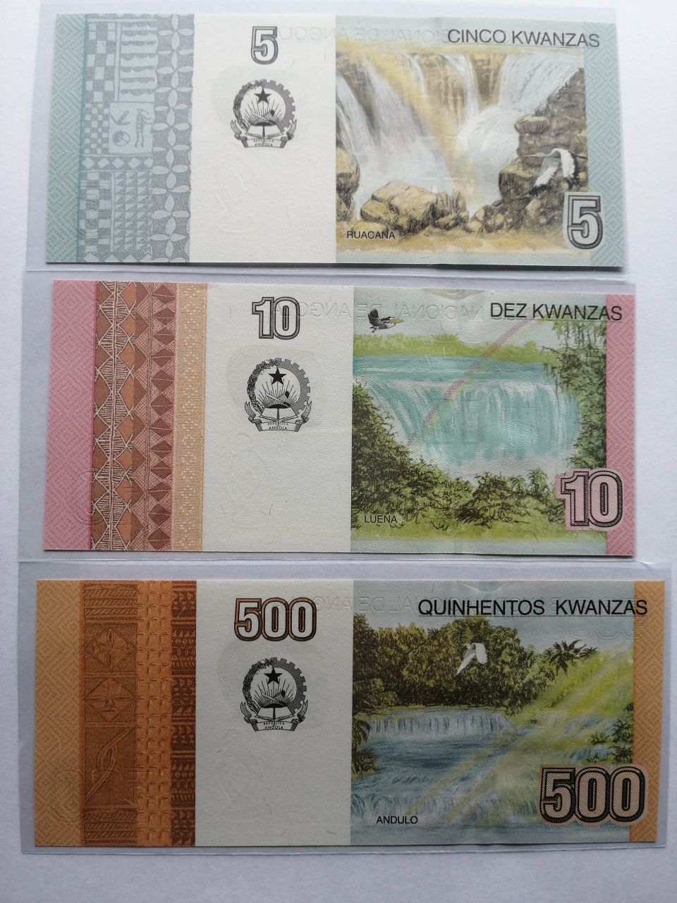 Notas Banco de Angola Novas
