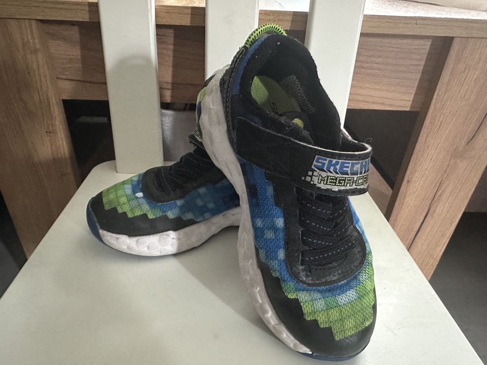 Кросівки Skechers