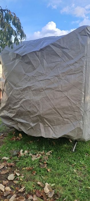 Pokrowiec na przyczepę kempingową 560cm jak nowy