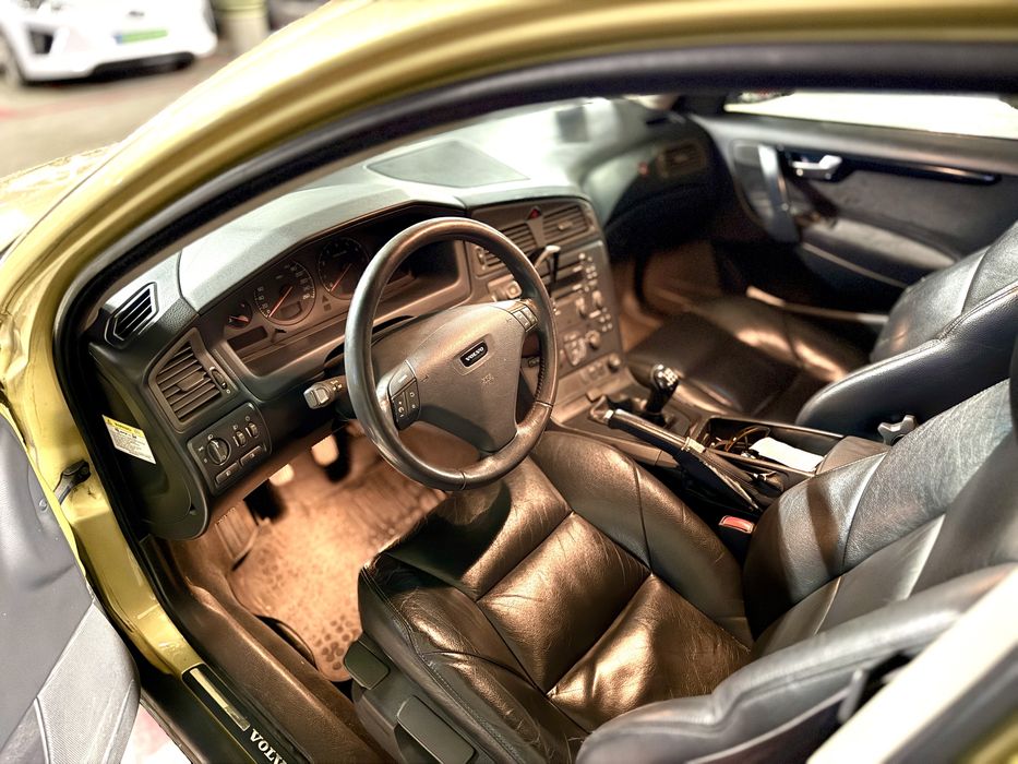 Volvo s60 2.0T godny uwagi 180km benzyna 2001r okazja