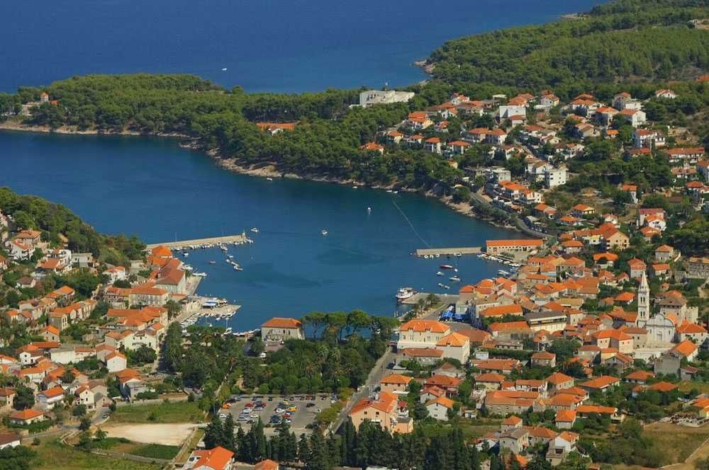 Wczasy w Chorwacji na wyspie Hvar Hotel Fontana Resort