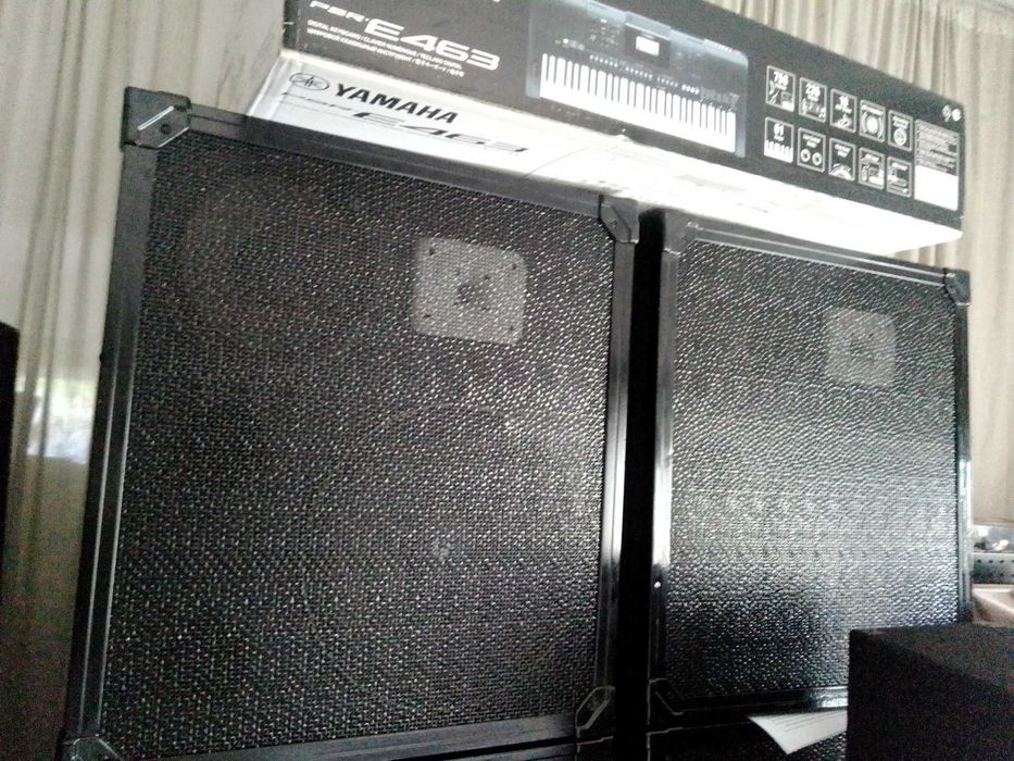 Pa com mesa work e + 2 colunas da dynacord excelente som