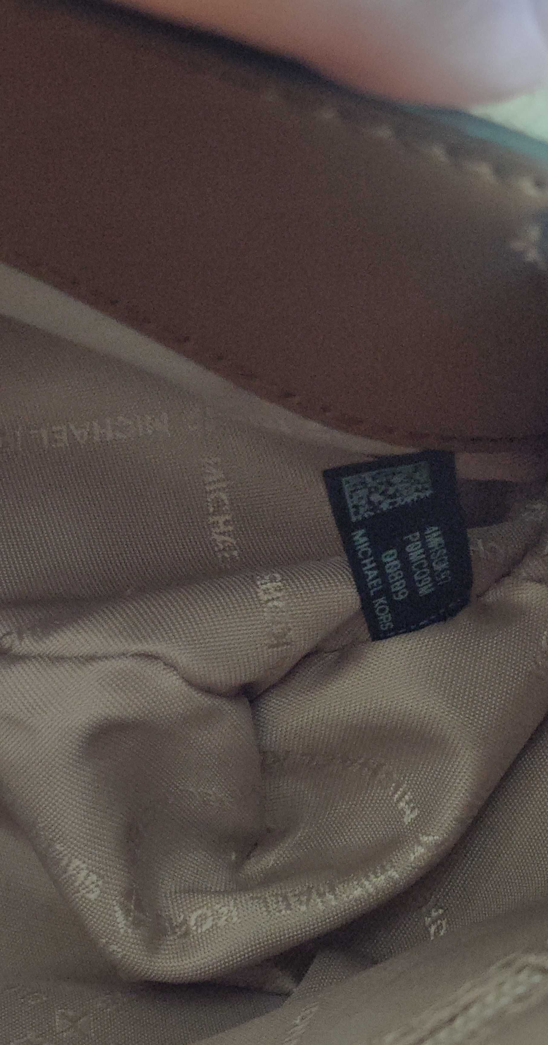 Mala Michael Kors NOVA com etiqueta