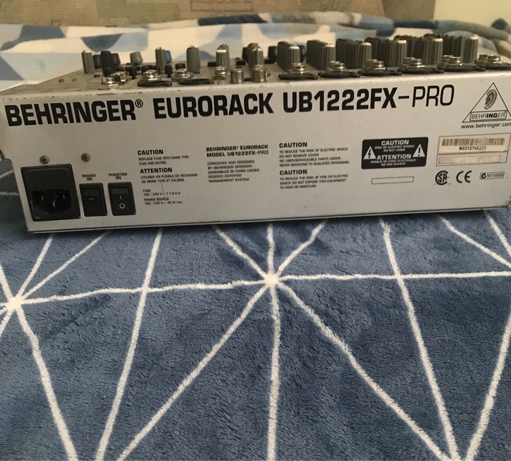 Мікшерний пульт BEHRINGER EURORACK UB1222FX-PRO (Behringer)