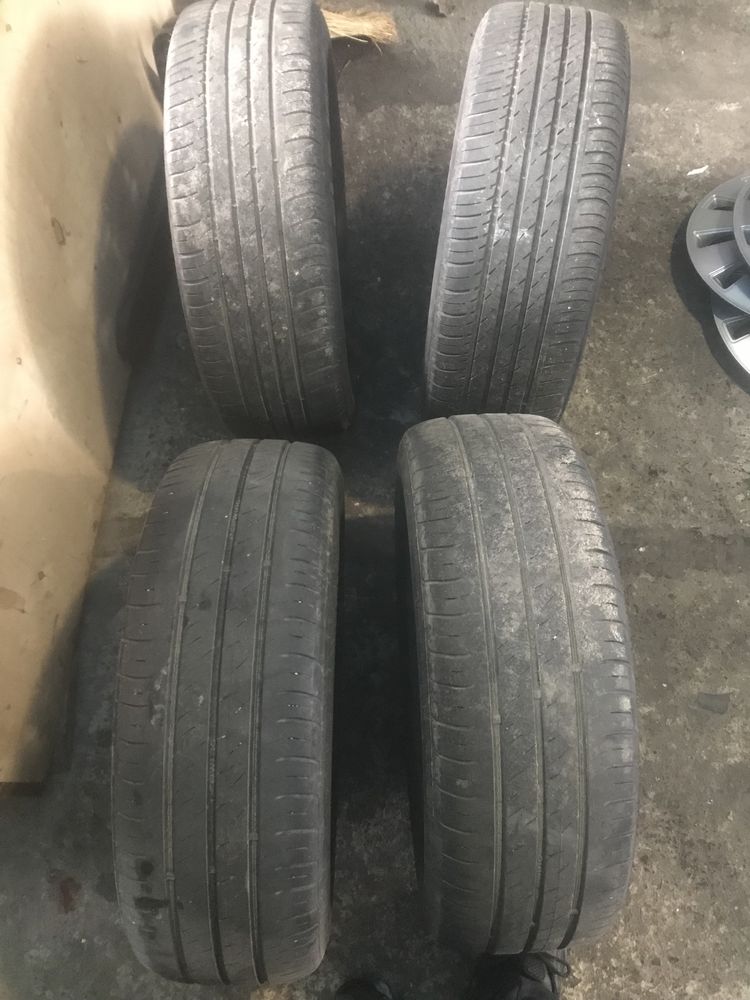 Продам колеса 185/60R14 + ковпаки