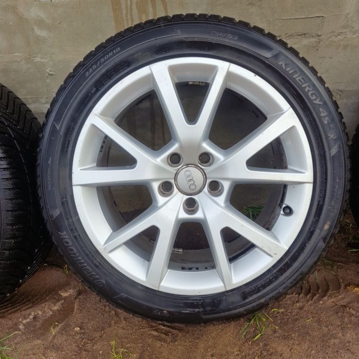 Koła alufelgi audi  225/50r18 z oponami całorocznymi