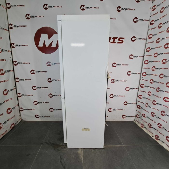 Lodówka Privileg B259406 (12m-scy gwar) F / 42dB / 164,5cm wys / 262 l