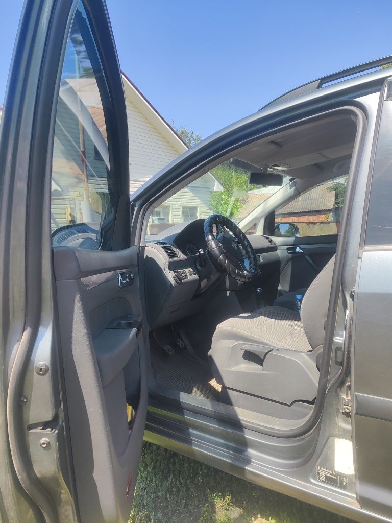 Volkswagen Touran газ/бензин
