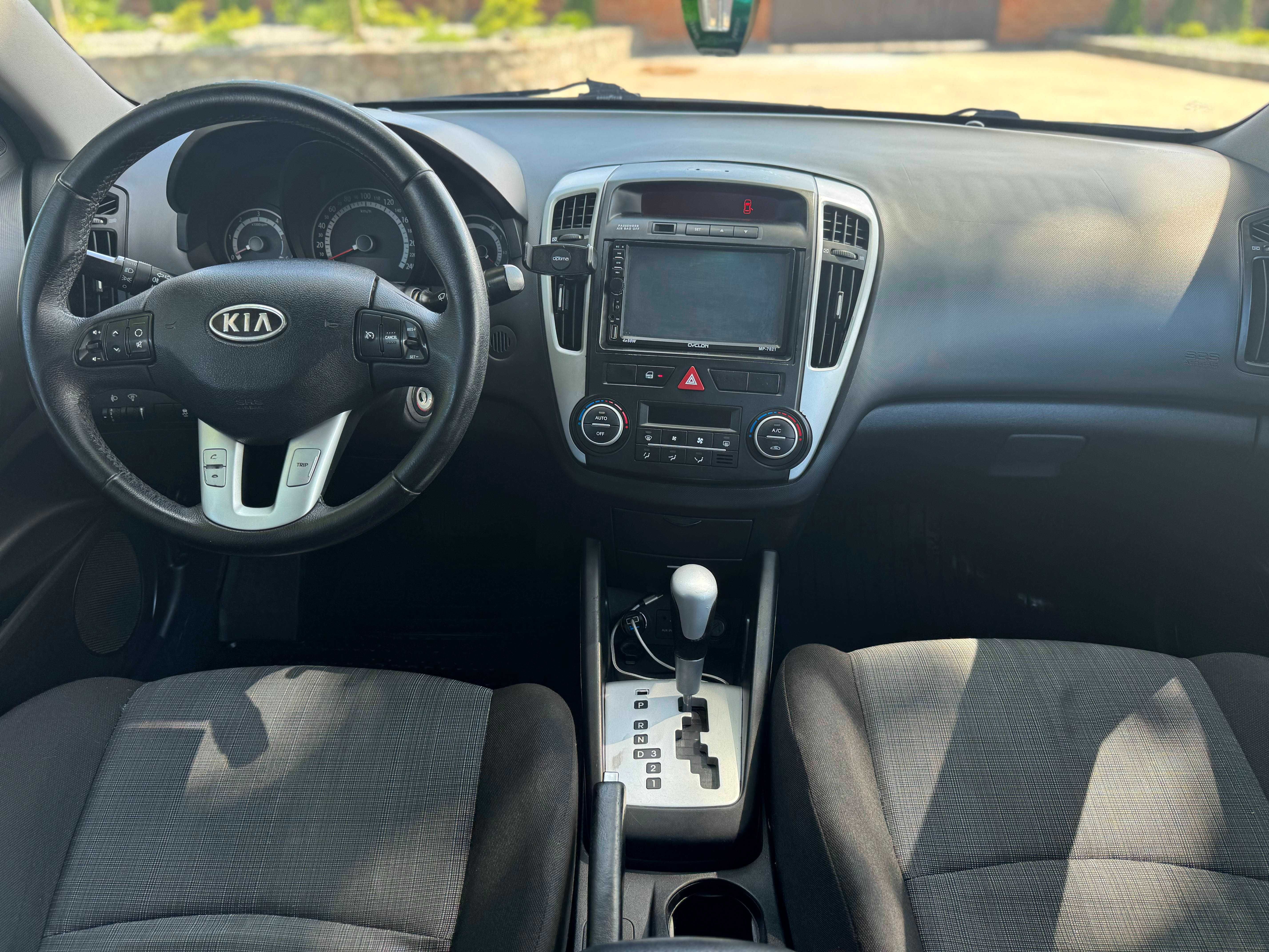 Kia Ceed rest автомат дизель