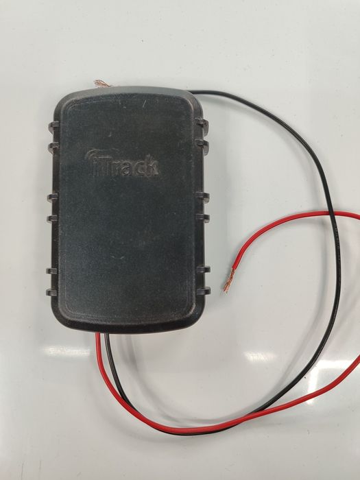 Автотрекер itrack rv 101 GPS GSM в автомобиль