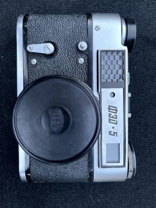 Kolekcjonerski aparat fotograficzny FED 5 NOWY (?)