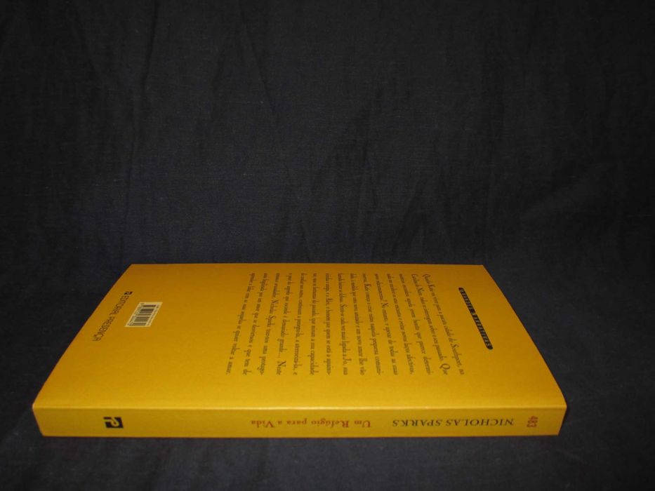 Livro Um Refúgio para a Vida Nicholas Sparks
