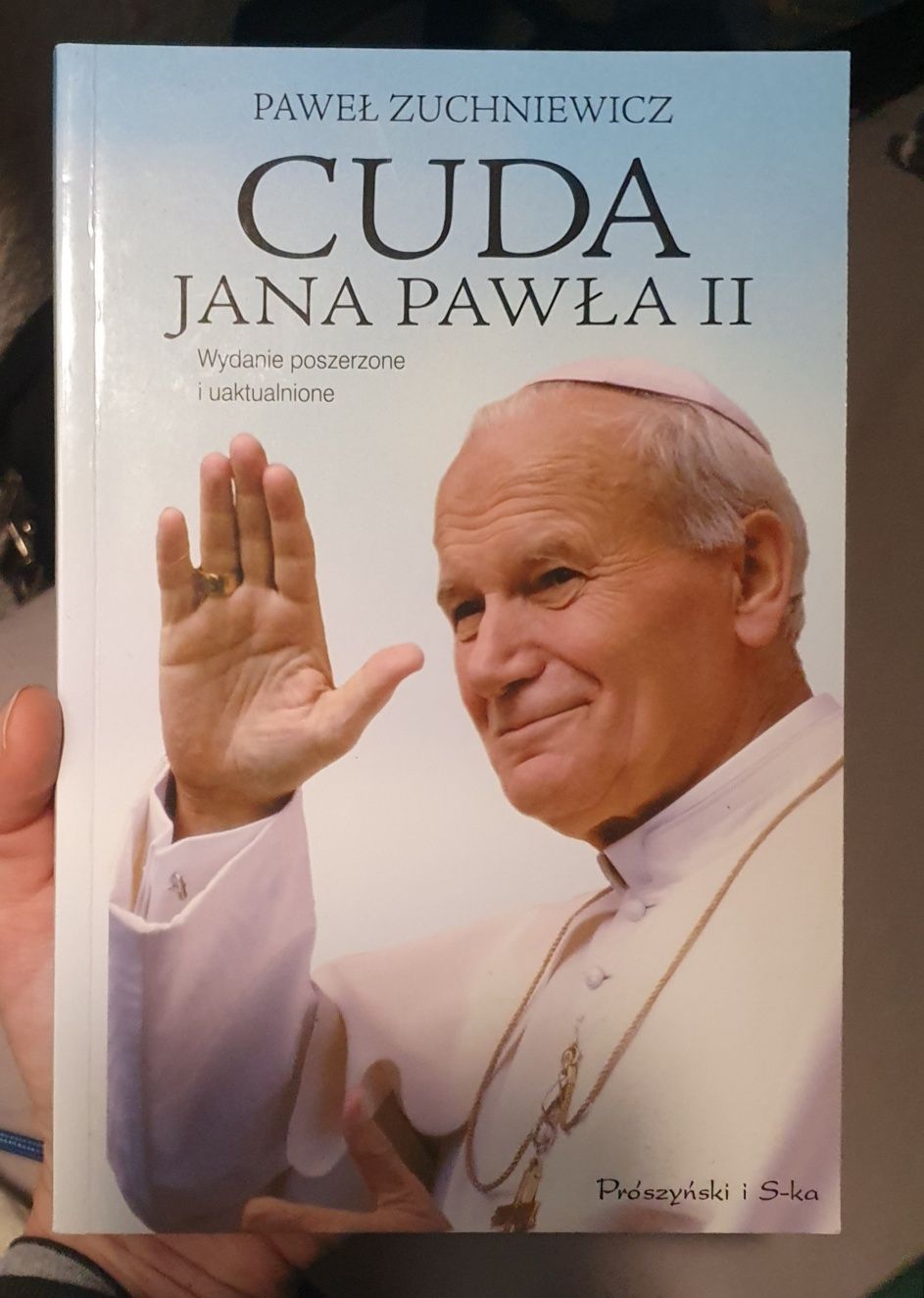 Książka "Cuda Jana Pawła II" 2011