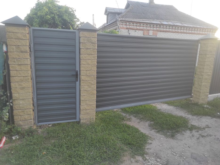 Забори з профнастилу . Ворота. Калітки, бетонні роботи