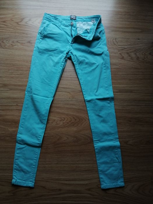 Calças azul claro