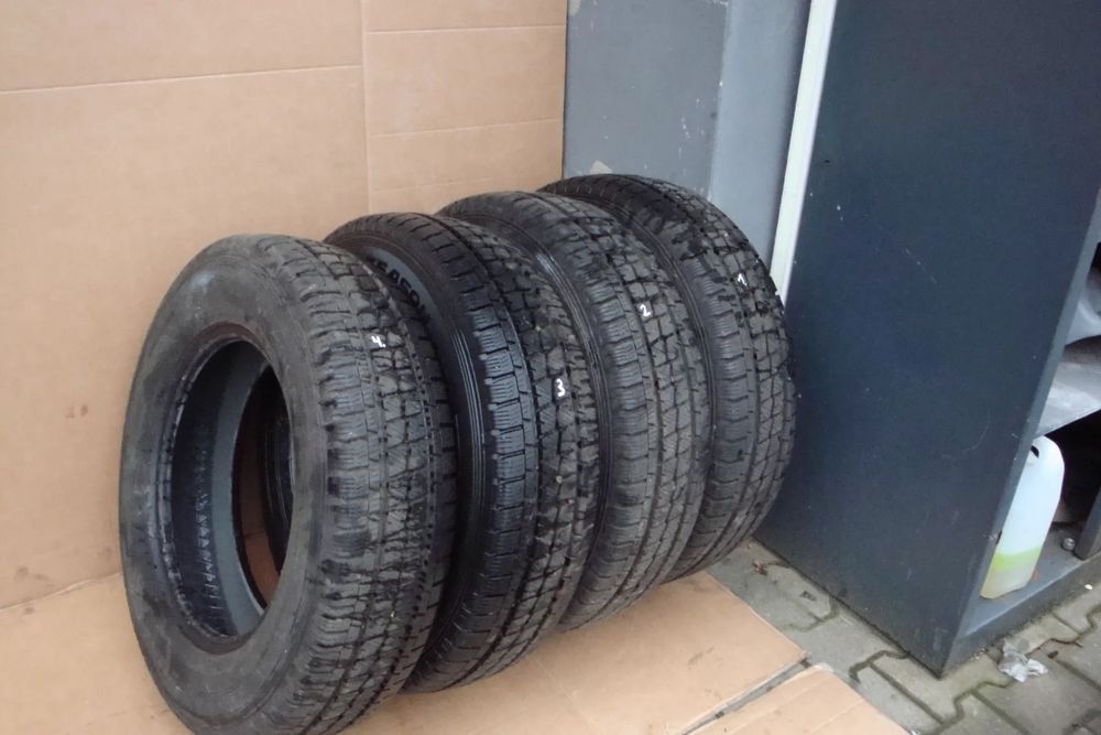 OPONY WIELOSEZONOWE 4 SZTUKI FALKEN 195/75r16C 2021