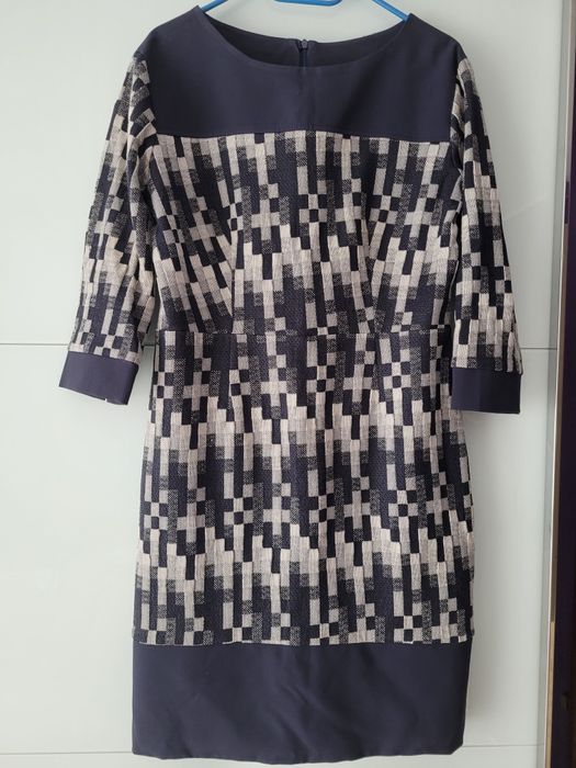 Sukienka granatowo biała