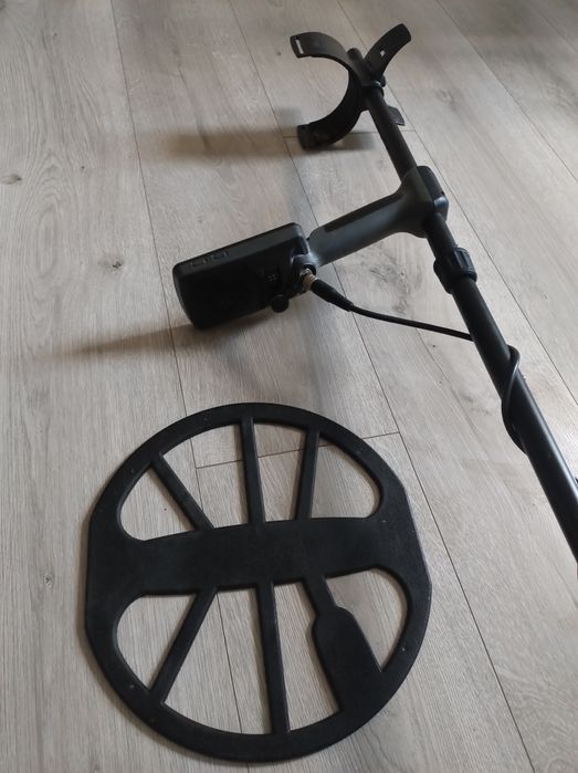 Wykrywacz metalu minelab equinox 800 nie rutus Midas traper Deus
