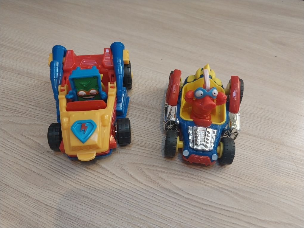 Zestaw pojazdy i figurki Super Zings / całość