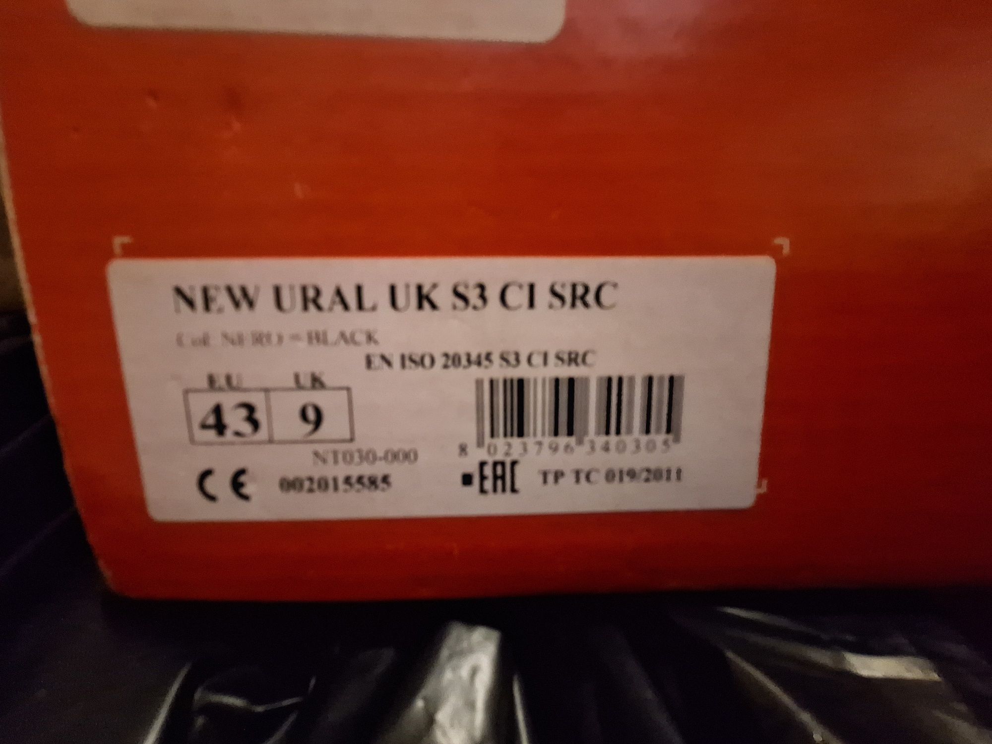 Buty robocze zimowe Cofra NEW URAL S3 UK CI SRC Rozm.40