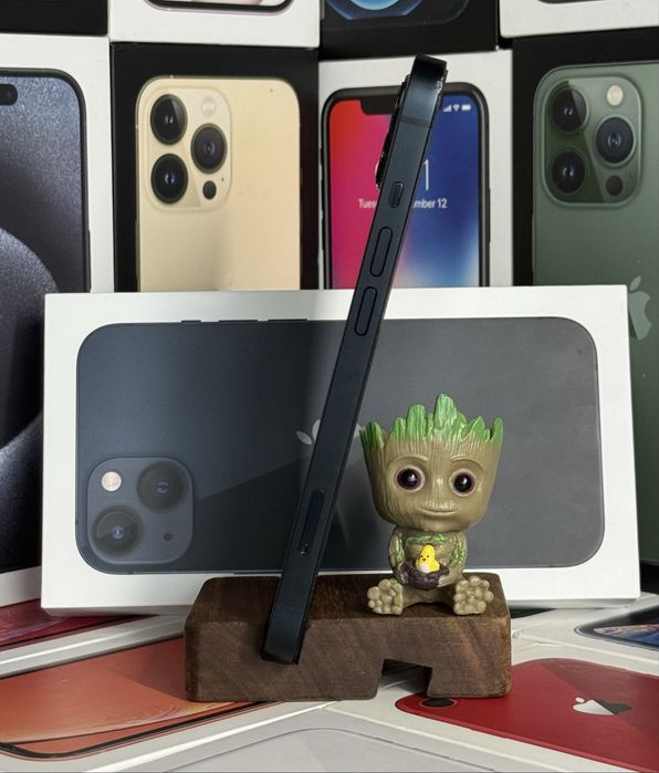 Телефончик Iphone 13 128 gb Midnight