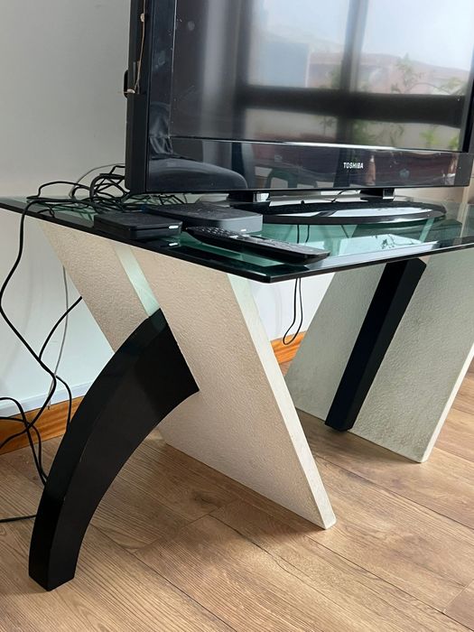 Mesa de centro de vidro