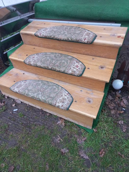 Schody dębowe nakładki 34sztuk balustrada